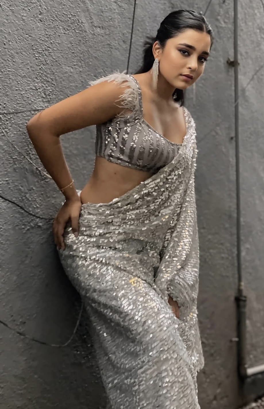 Sumbul Touqeer Wins Hearts With “Aaj Sach Bolungi”